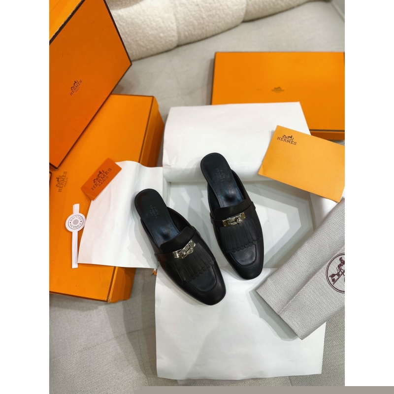 H**mes slippers